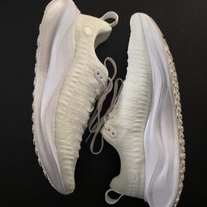 Mens Nike InfinityRN US 10.5, Like New W/out Box